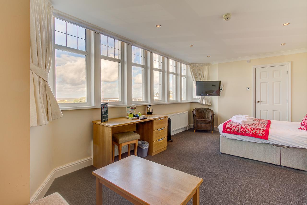 New Boston Guest Accommodation Fleetwood Zewnętrze zdjęcie
